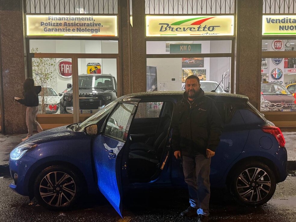 suzuki swift usata.jpeg