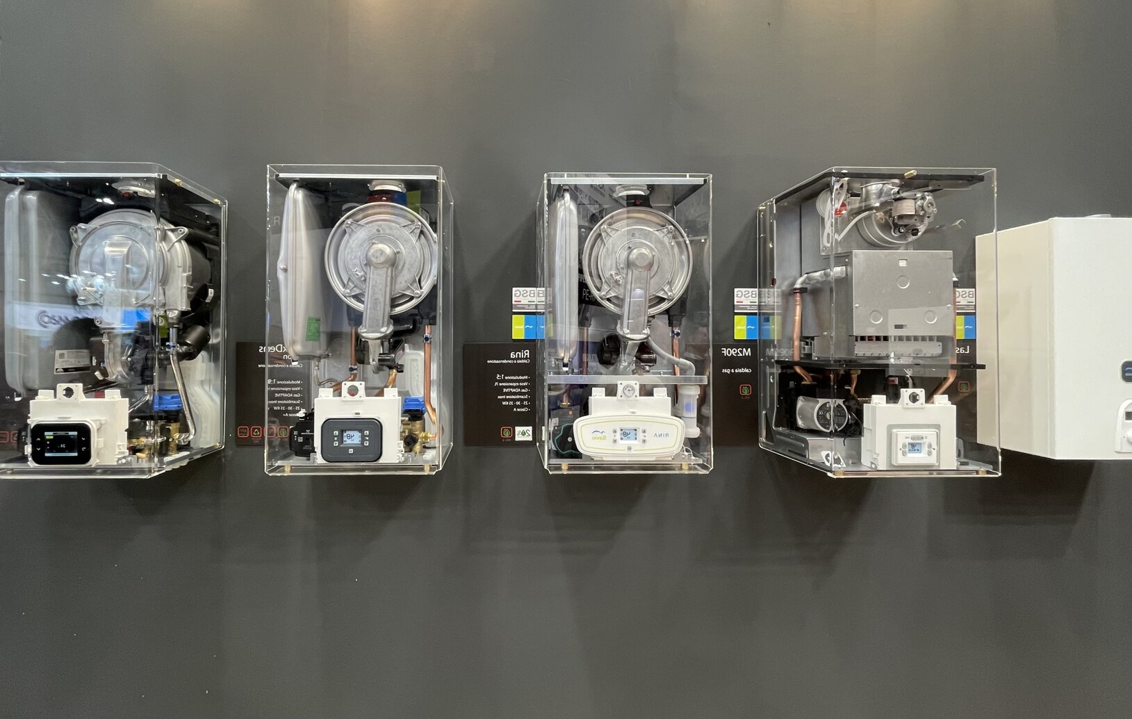 caldaie su parete .jpeg