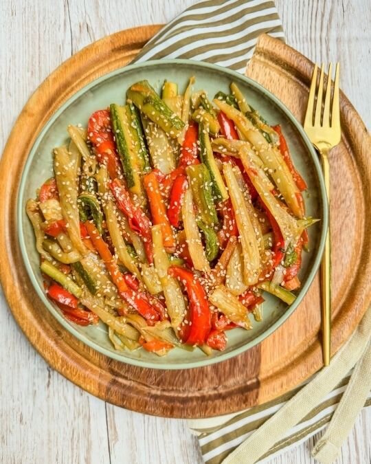 Verdurine in padella con salsa teriyaki e di soia