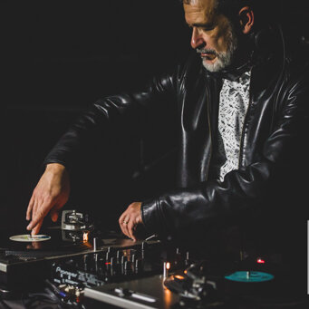 90s wedding dj Italy 90s wedding dj Italy dj Gianpiero Fatica