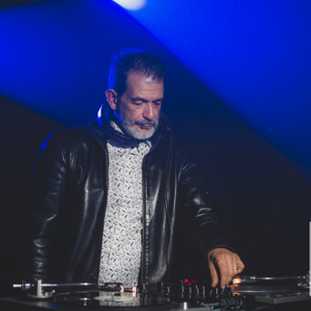 r&b wedding dj r&b wedding dj in Italy Dj Gianpiero Fatica www.djsetroma.com