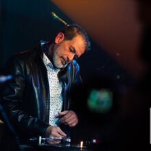 Dj requirements for wedding. Dj Gianpiero Fatica Dj requirements for wedding: experience, emotions, listening to the spouses and musical knowledge.