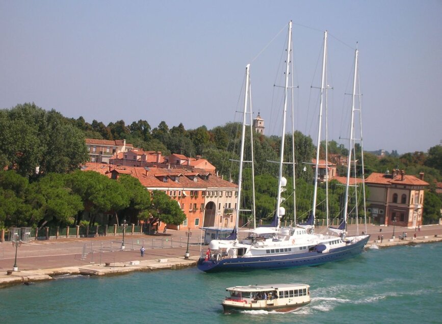 immagine 035.jpeg immagine 035.jpeg