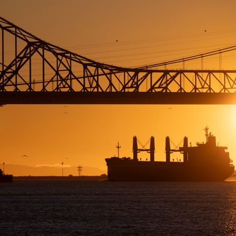 eyJlbiI6IjxpbWcgc3JjPSJ9