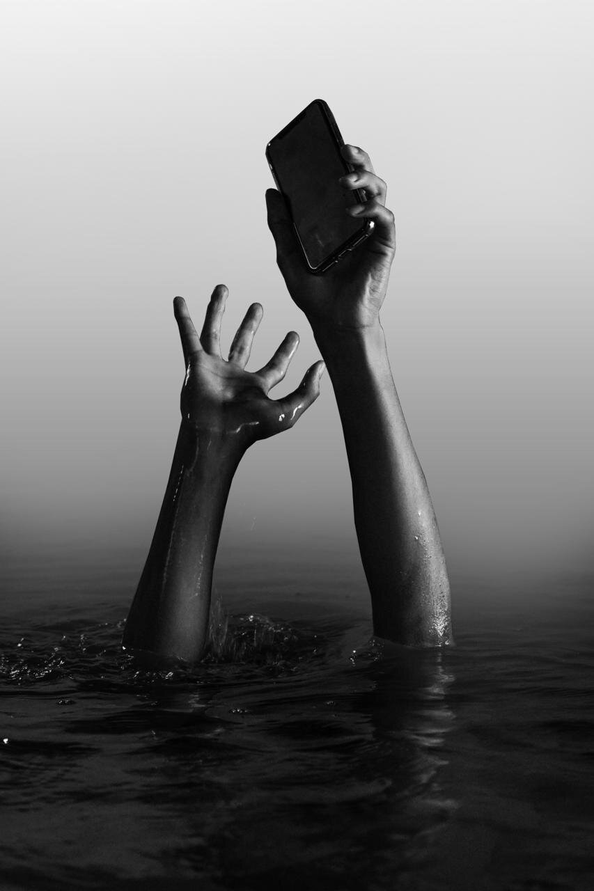 OFFLINE SENZA ALCUNA COLPA! OFFLINE SENZA ALCUNA COLPA!