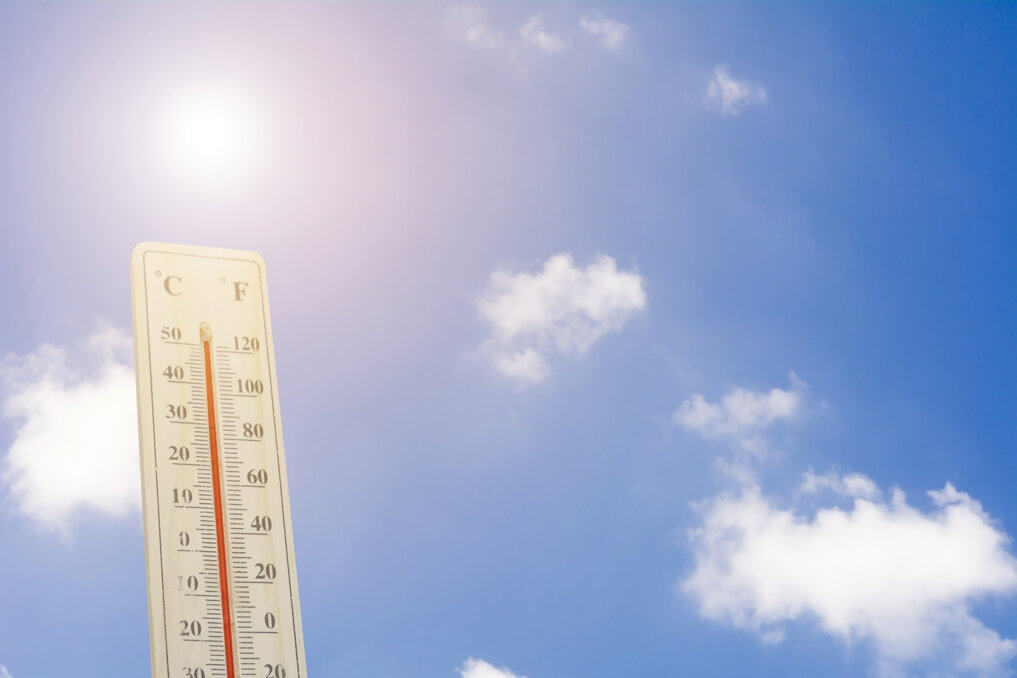 maximum-temperature-thermometer-summer-heat.jpeg