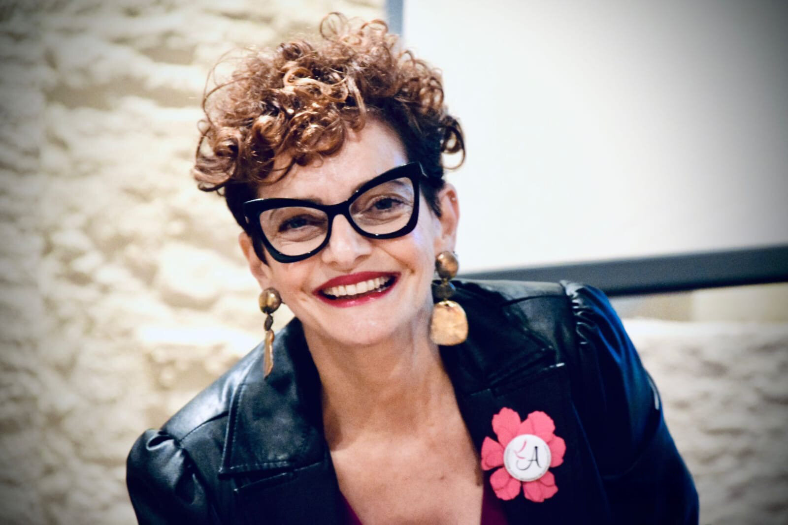 alessandra.jpeg alessandra.jpeg