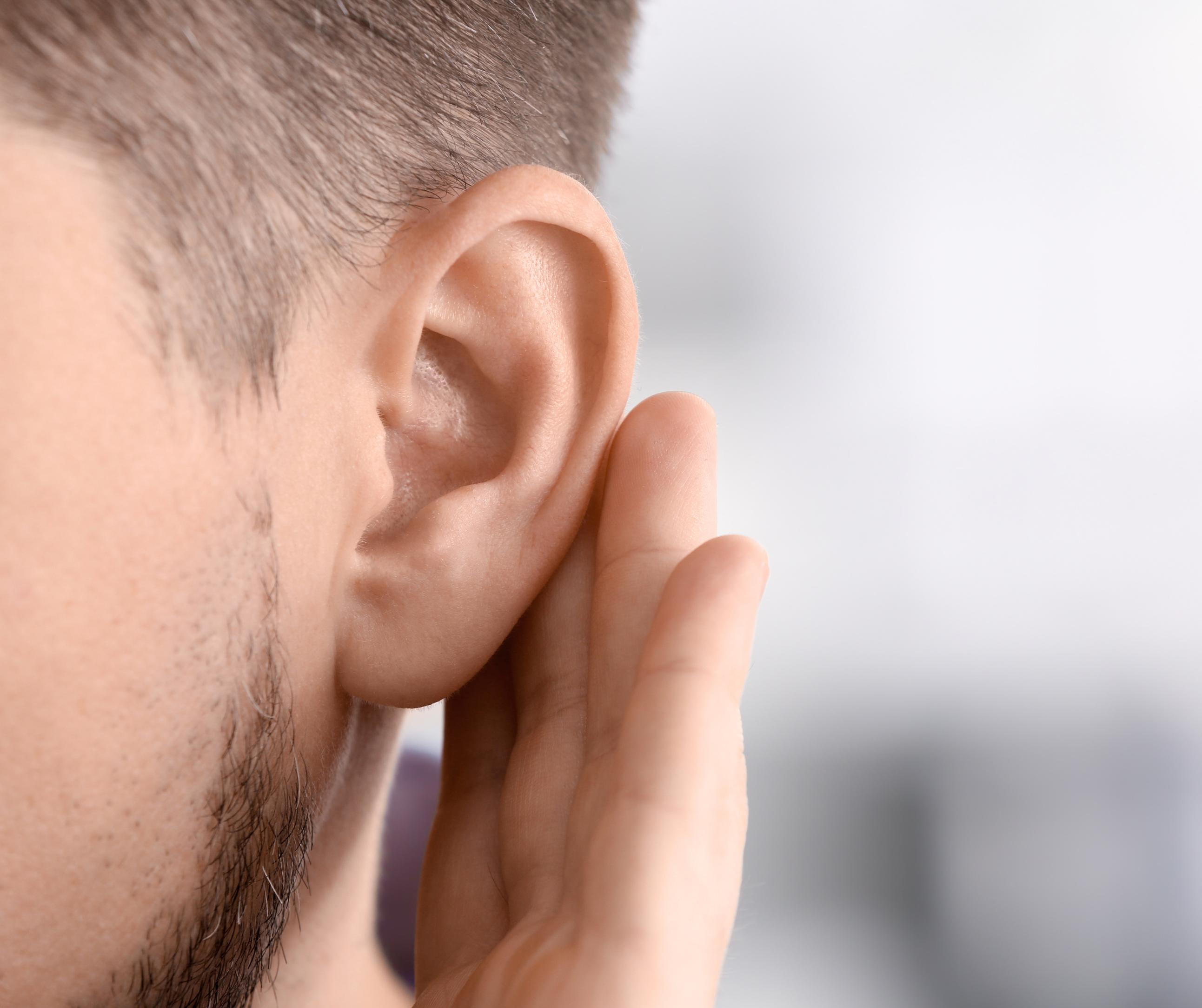 L’espulsione dell’altro: perché non sappiamo più ascoltare?