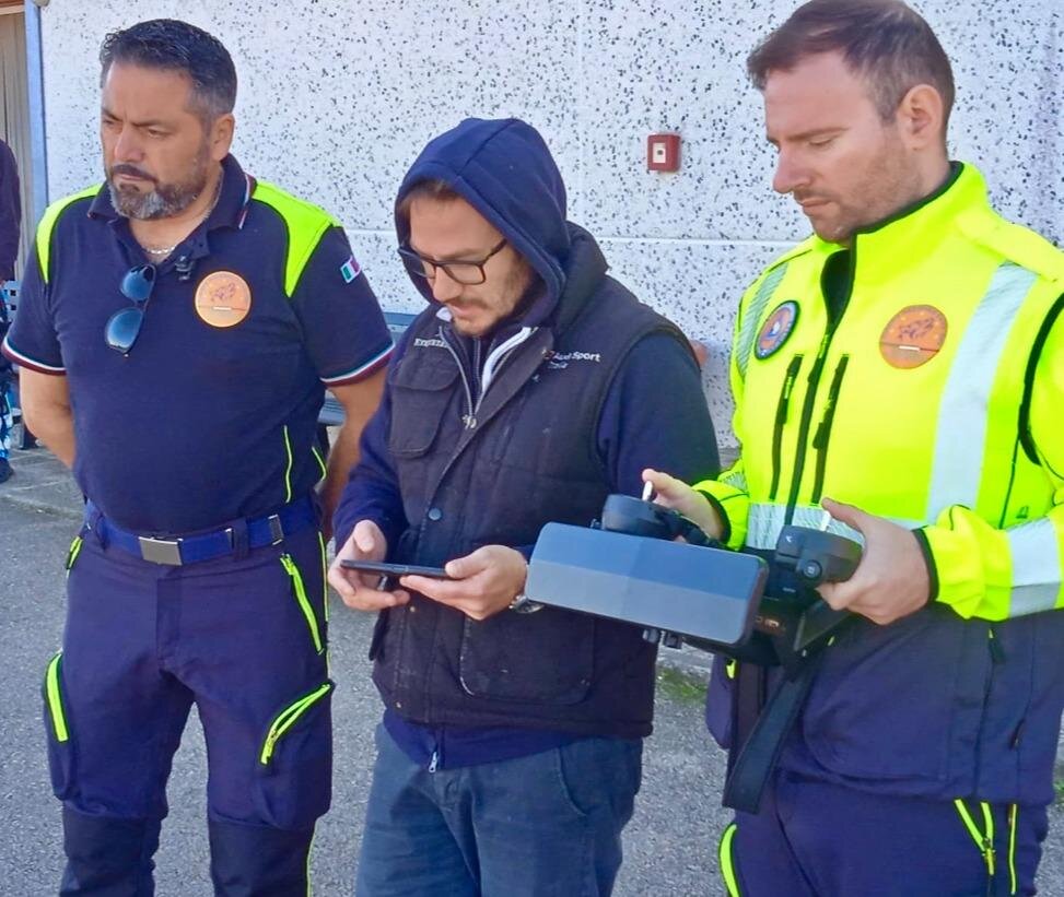 Addestramento ai Droni: Vassallo Giovanni e Cesena Francesco Conseguono la Patente nei Moduli A1-A3