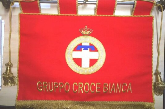 stendardocrocebianca.jpeg stendardocrocebianca.jpeg