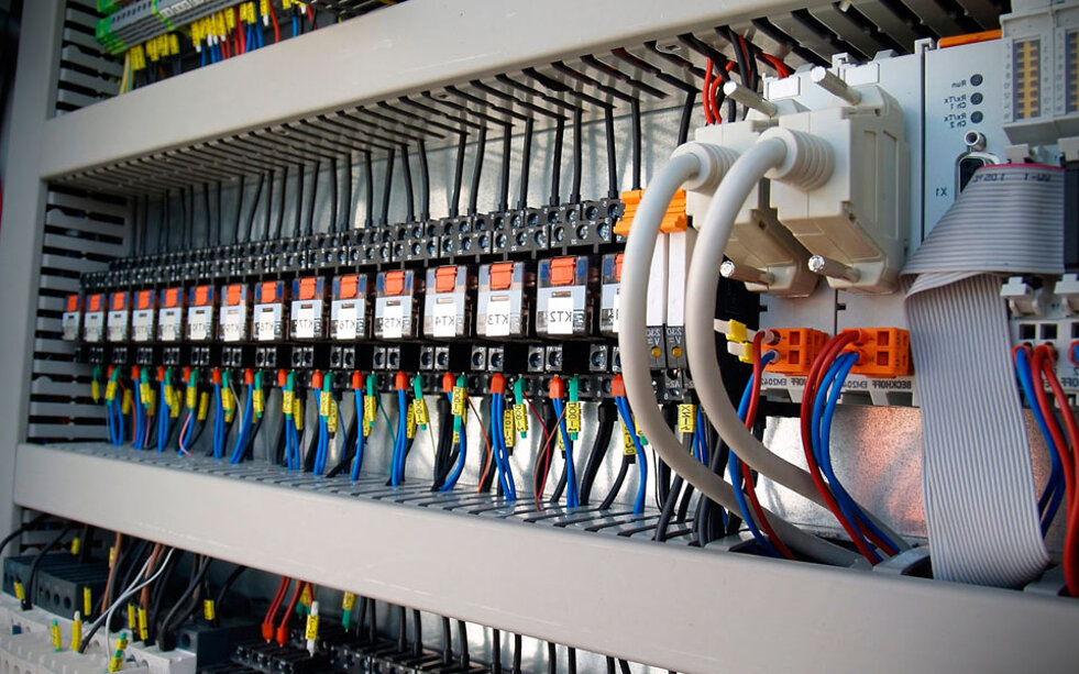 impianti-elettrici-industriali.jpeg impianti-elettrici-industriali.jpeg