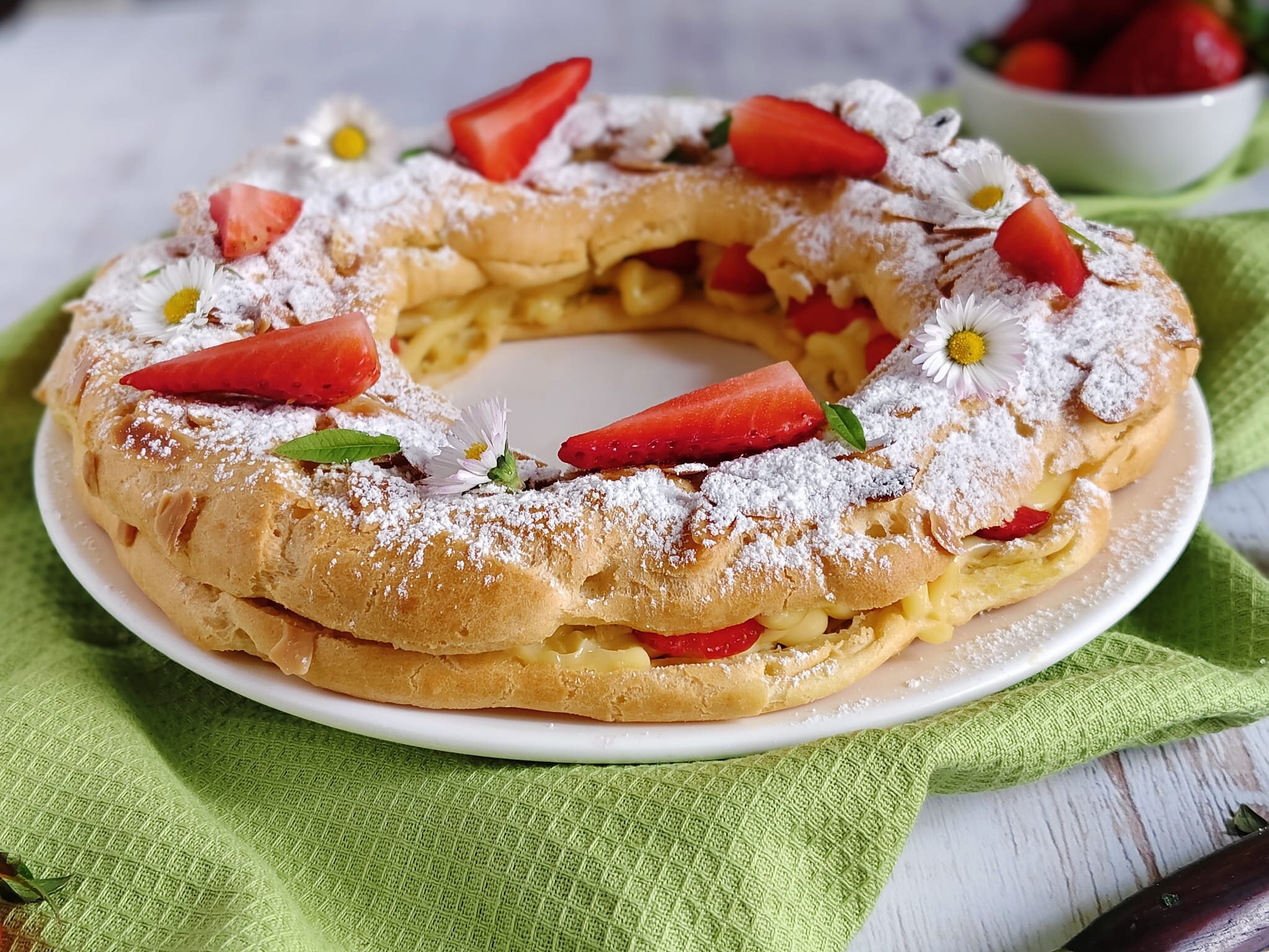 Zappolone crema e fragole Zappolone crema e fragole