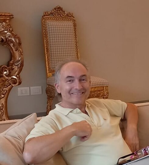 francesco foto.jpeg francesco foto.jpeg