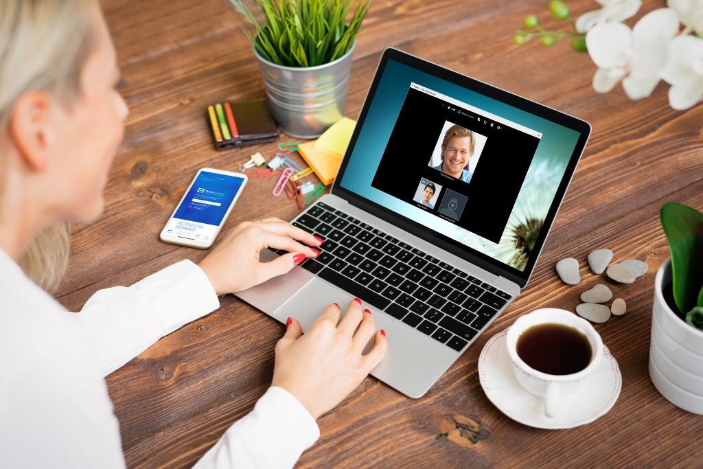 FAI LA TUA PRIMA RIUNIONE ONLINE