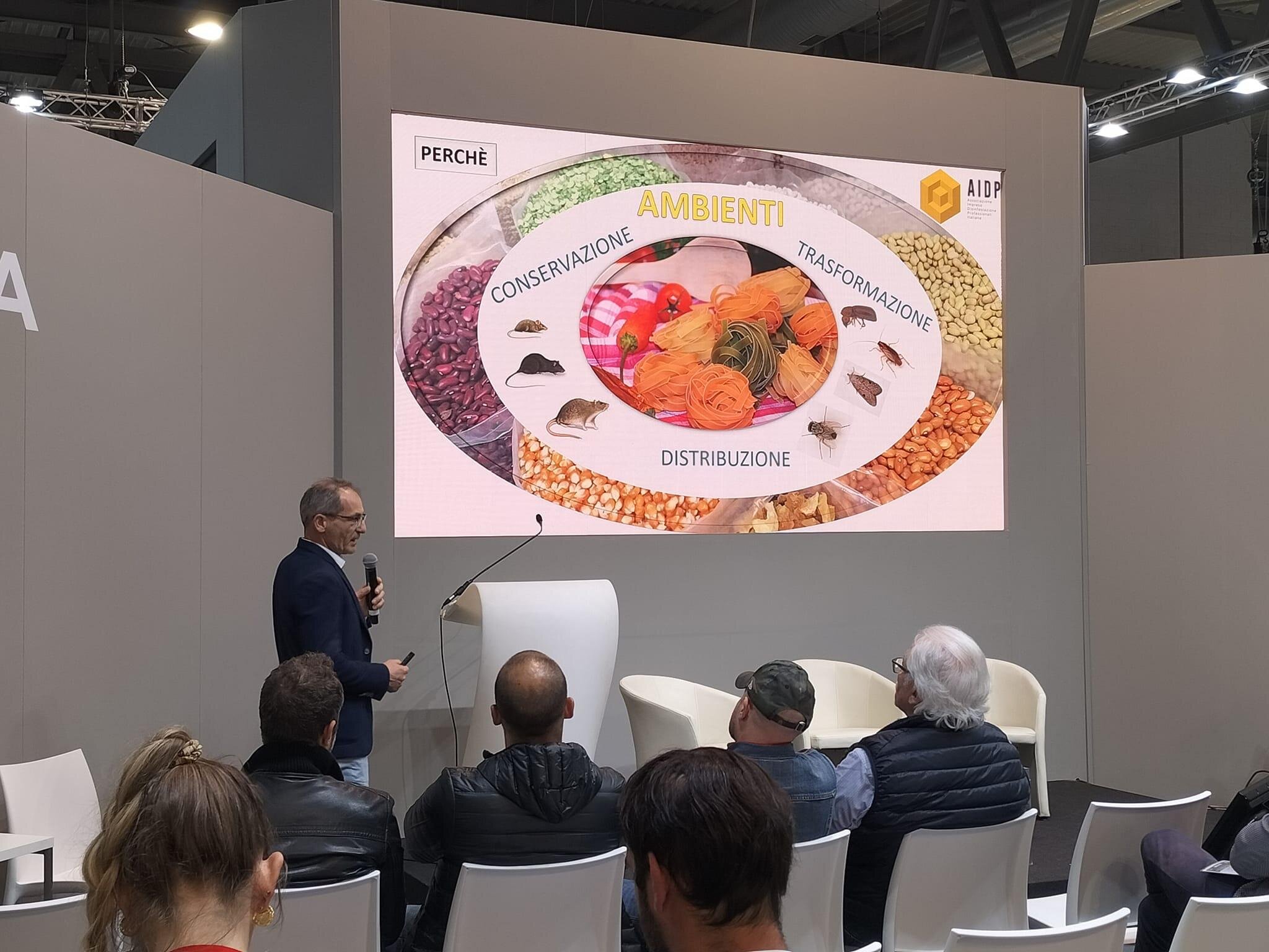 UNI/PdR 145:2023 “Pest management nelle imprese del settore agroalimentare della produzione biologica – Requisiti del servizio” UNI/PdR 145:2023 “Pest management nelle imprese del settore agroalimentare della produzione biologica – Requisiti del servizio”