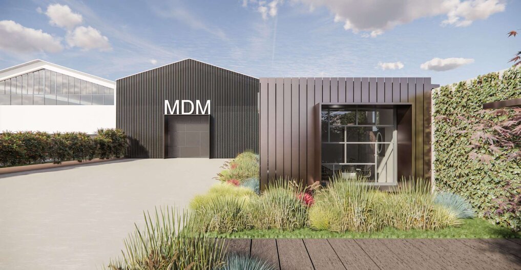 capannone di fronte.jpeg