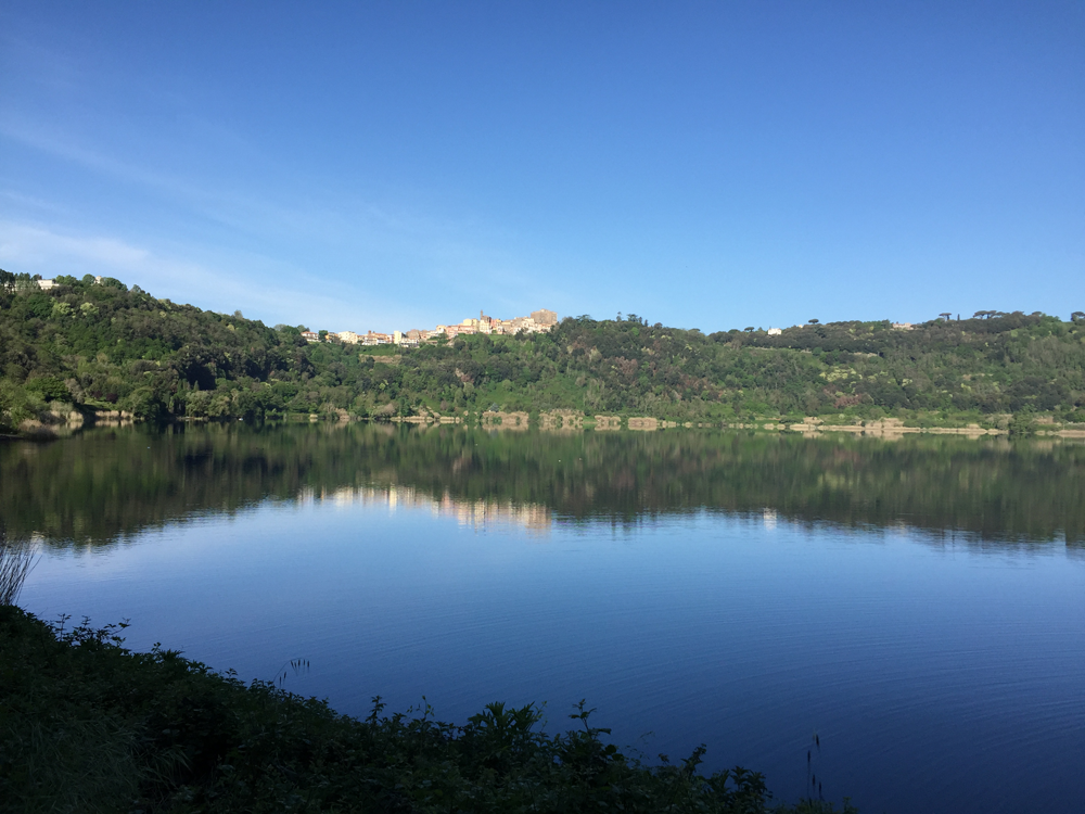 Guide to Visiting Lago di Nemi: Nature, Myths & Lakeside Adventures Guide to Visiting Lago di Nemi: Nature, Myths & Lakeside Adventures