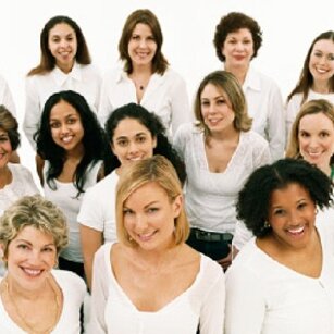 ALIMENTAZIONE NELLA DONNA Il corpo cambia di frequente, impara a gestire la tua alimentazione in ogni fase della vita