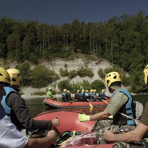 Slow rafting La bellezza di scendere il fiume Ticino alla ricerca di oro