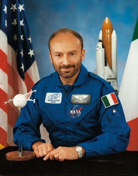 Il primo astronauta italiano Il primo astronauta italiano