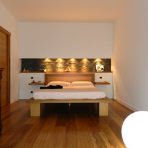 Residenza privata RS_TA Letto con arredo su disegno