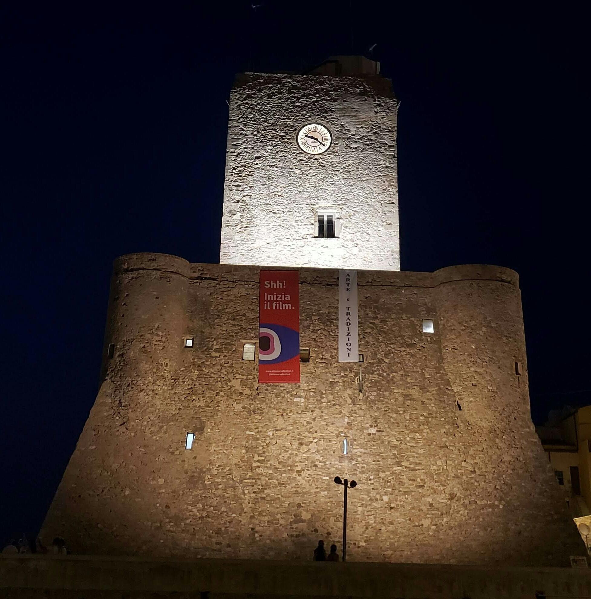 Scopri le belleze antiche di Termoli. Scopri le belleze antiche di Termoli.