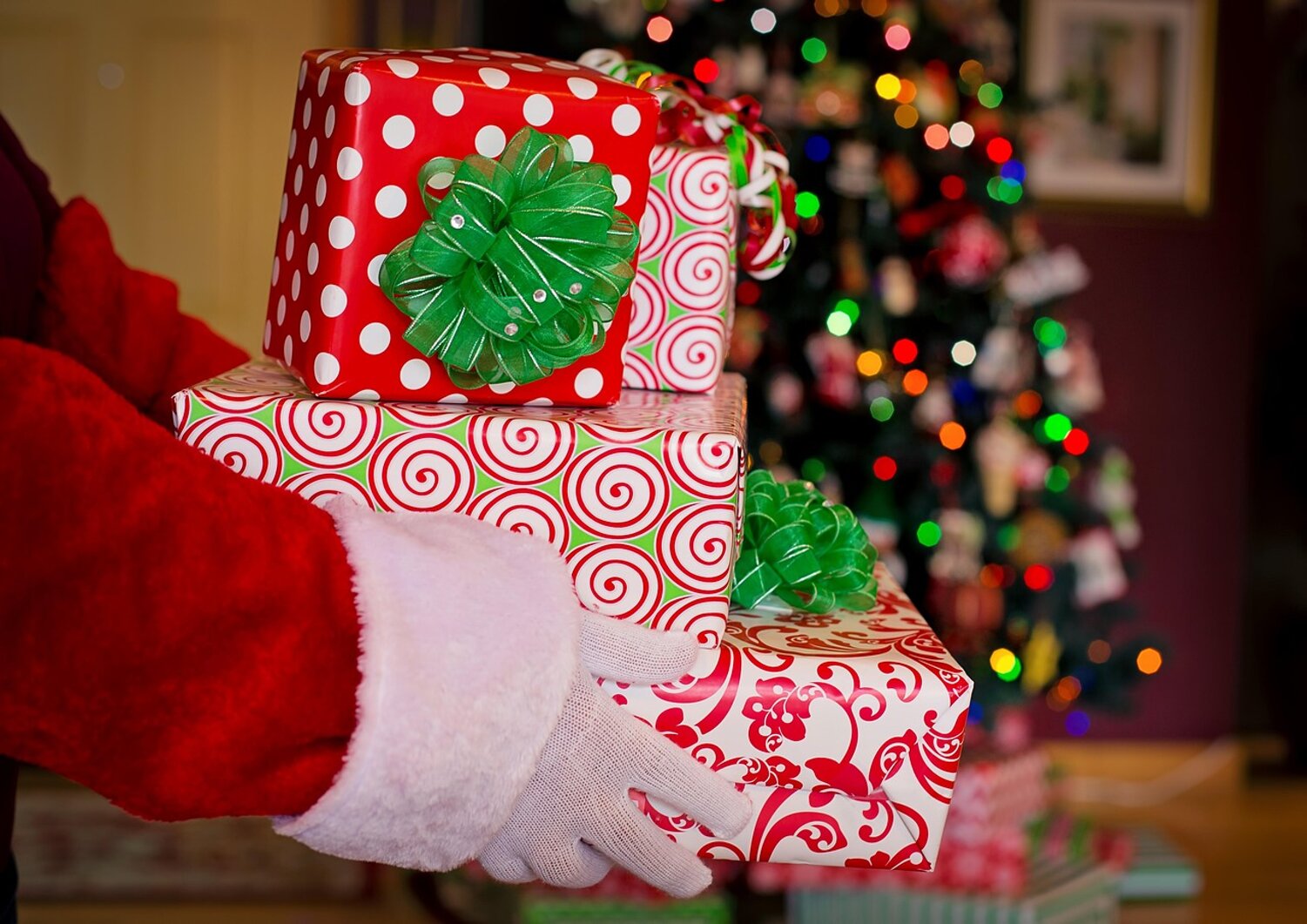 santa-claus-2999732_1280.jpeg santa-claus-2999732_1280.jpeg
