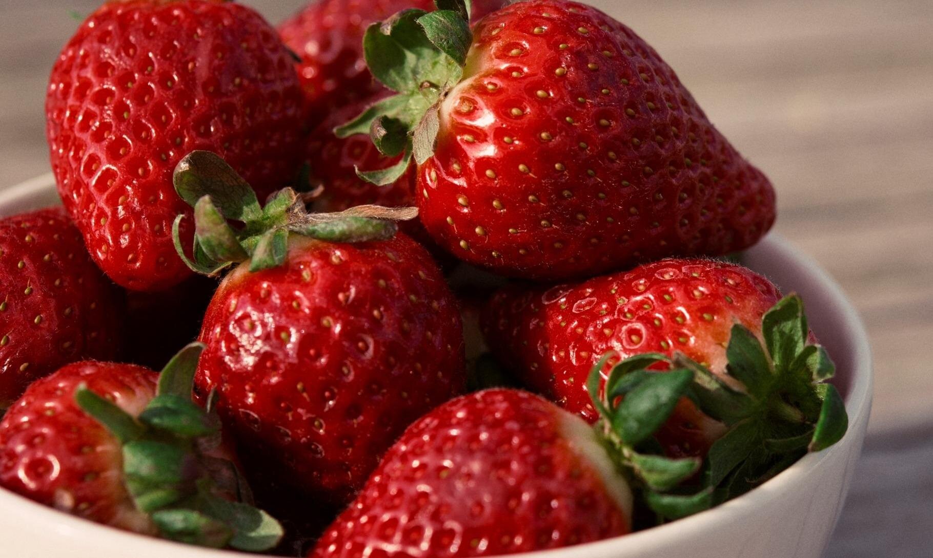 SUPERFOOD: LE FRAGOLE SUPERFOOD: LE FRAGOLE