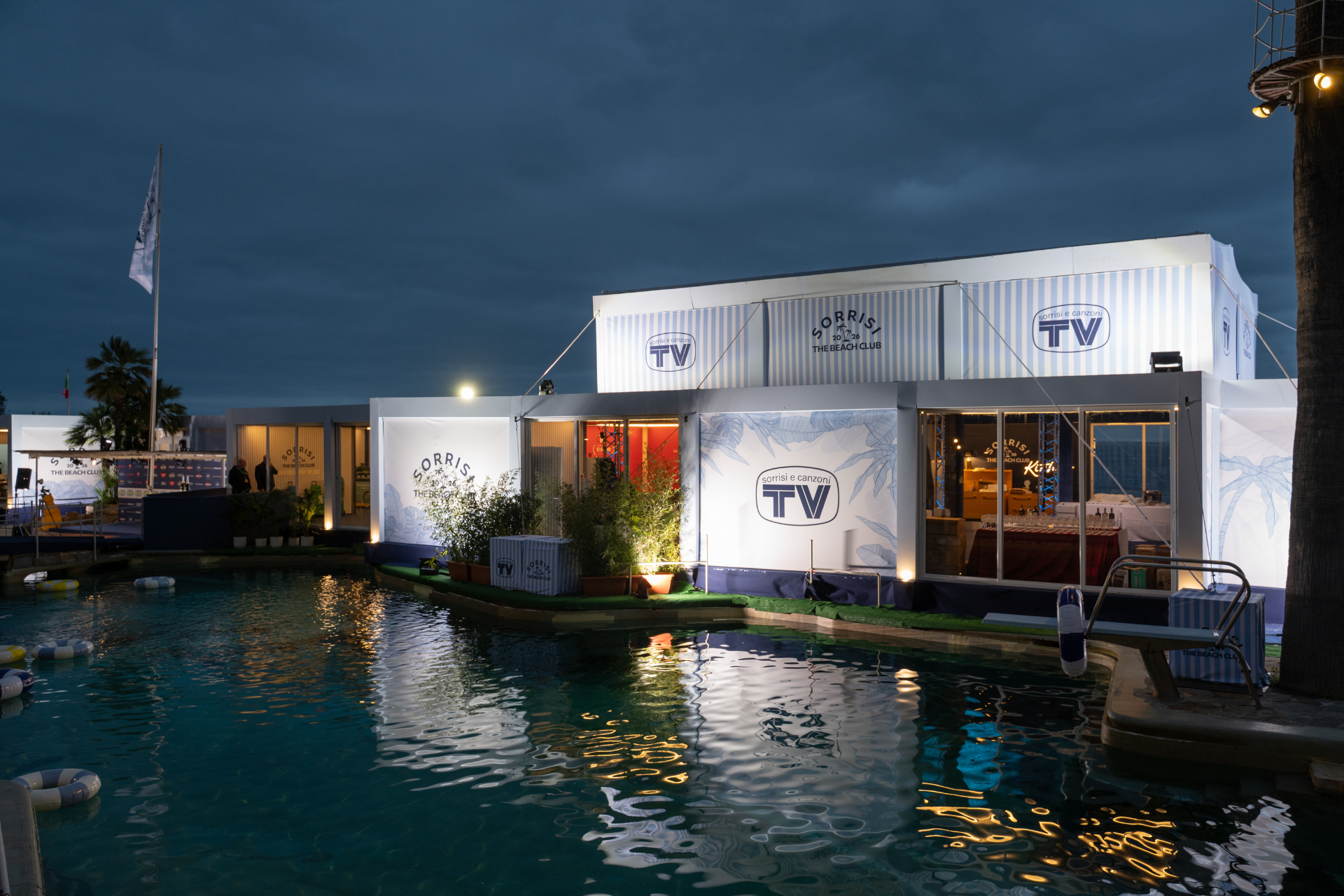 sorrisi-the-beach-club-3.png