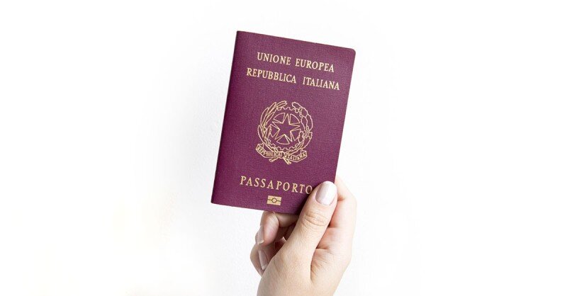 Copil născut în Republica Moldova din mamă moldoveancă naturalizată italiană: poate dobândi cetățenia italiană?