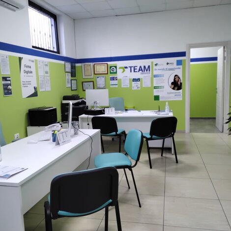 interni%20sala%20d'attesa.jpeg interni%20sala%20d'attesa.jpeg