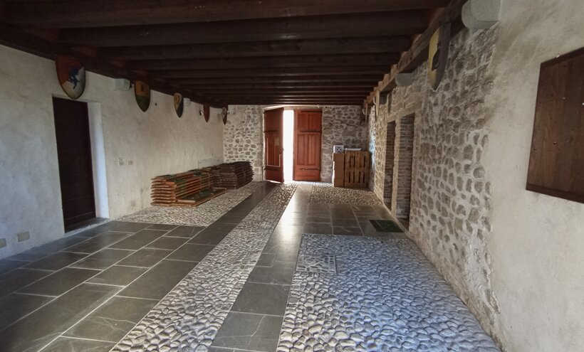 eyJlbiI6IlBvcnRpY2F0byJ9