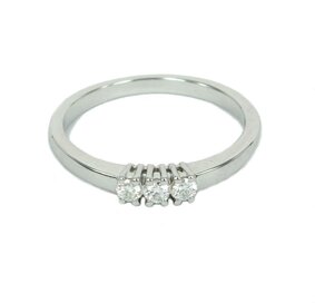 anello-trilogy-oro-bianco-diamanti-kt-015-mirco-visconti1_1475481204_435.jpeg