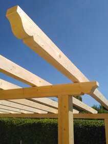 pergola frangisole in legno lamellare pergola frangisole ad una falda con travi in legno lamellare e smensolature delle teste pergola frangisole in legno lamellare pergola frangisole ad una falda con travi in legno lamellare e smensolature delle teste