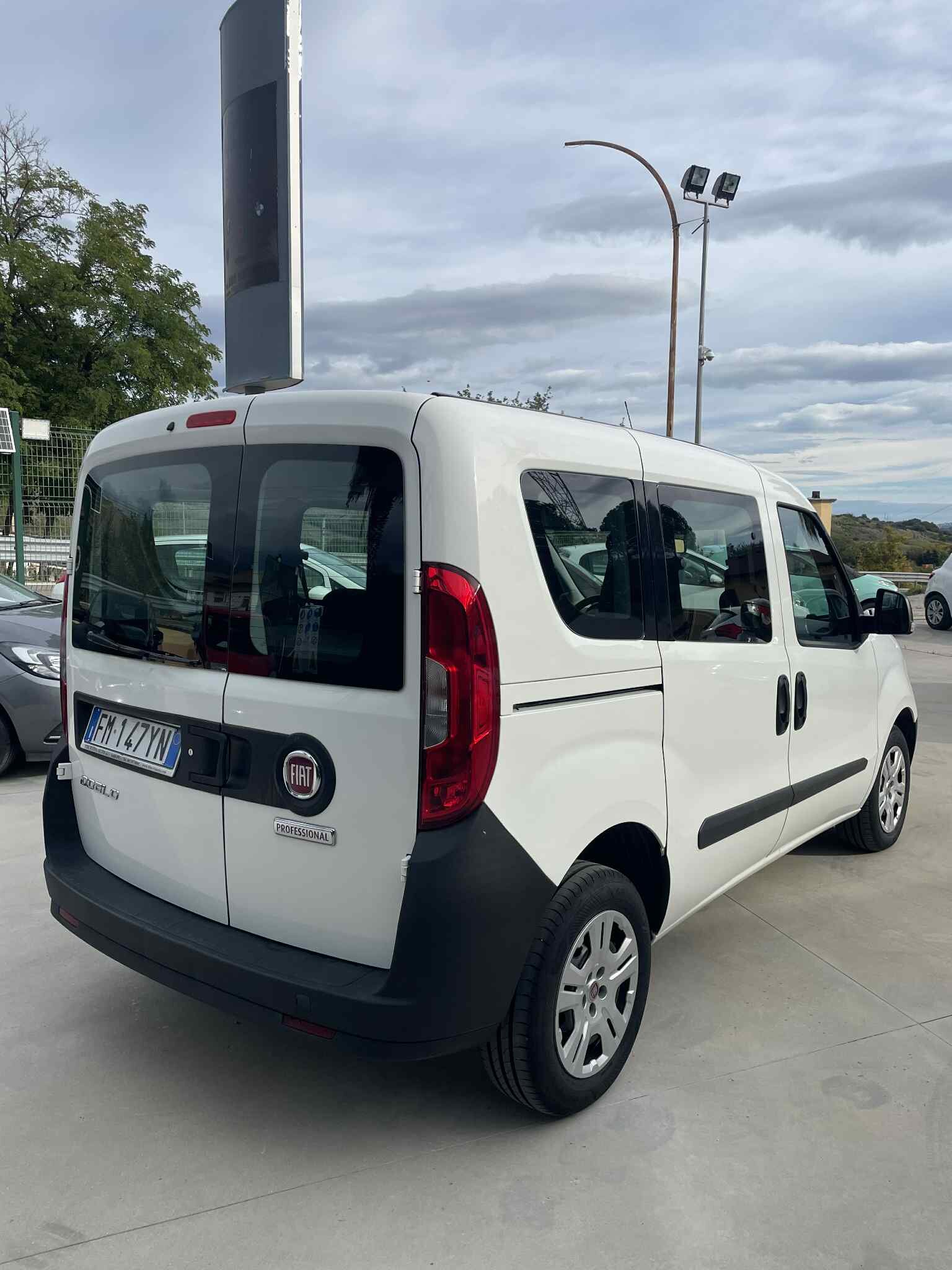 fiat-doblo-cargo-n1-1.3mjt-95cv-euro6---2018---bianco---autocarro-4-posti-(6).jpeg