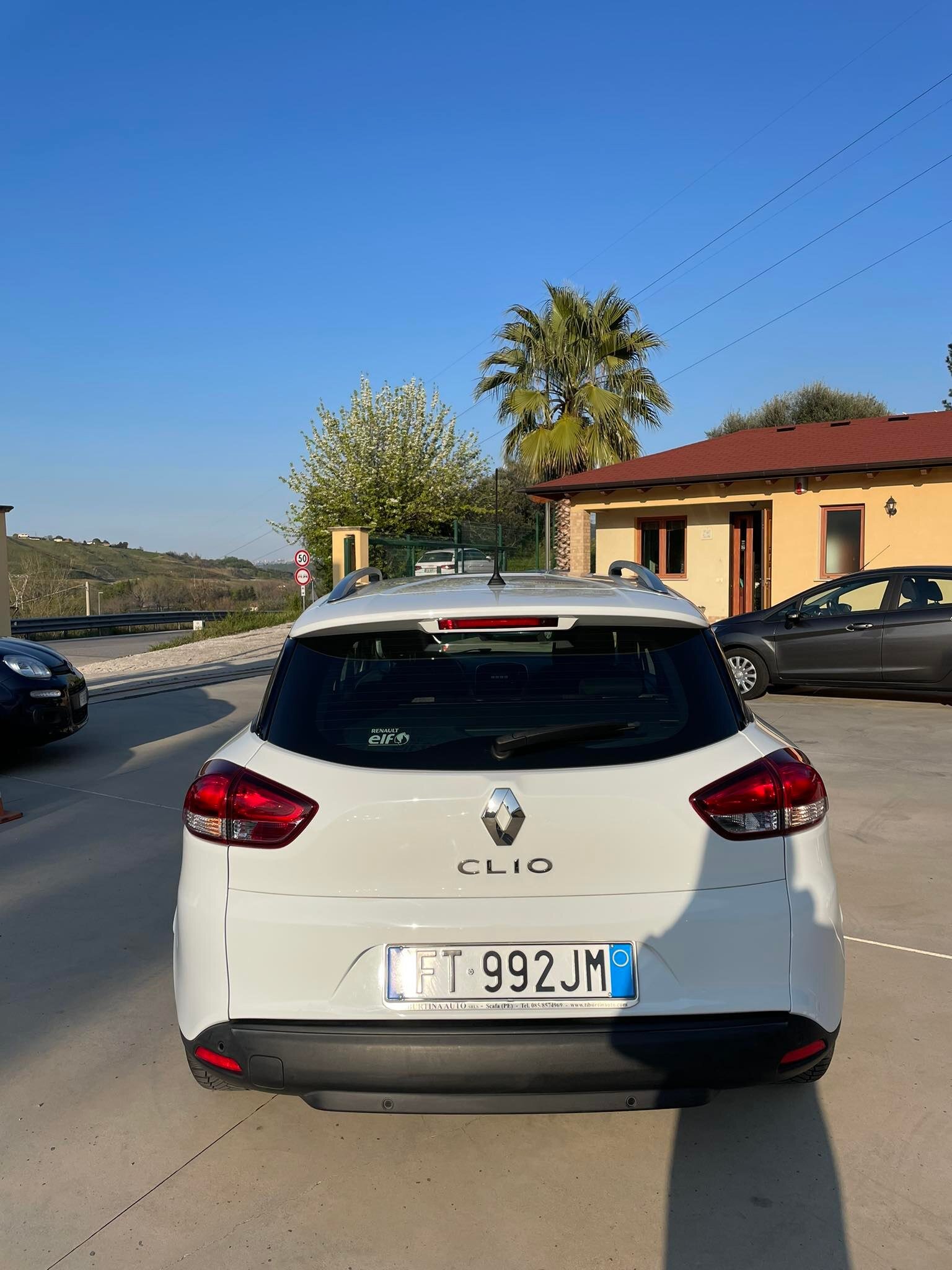renault-clio-sw-4°-serie-1.5dci-business-75cv---euro6---2018---bianco-(3).jpeg