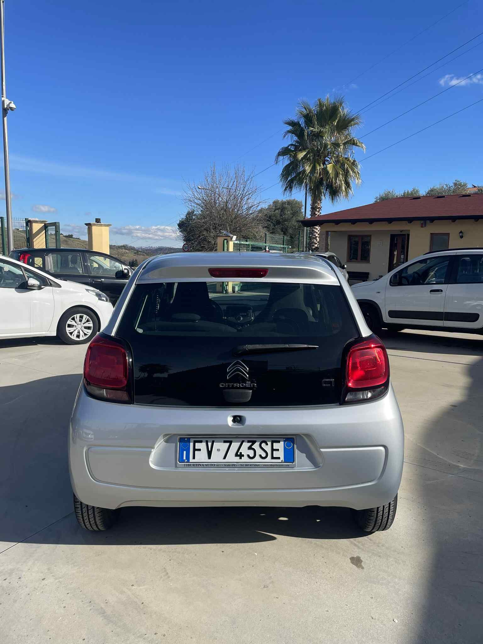 citroen-c1-1.0-benzina-72cv-5porte---euro6---2019---grigio-chiaro-(7).jpeg