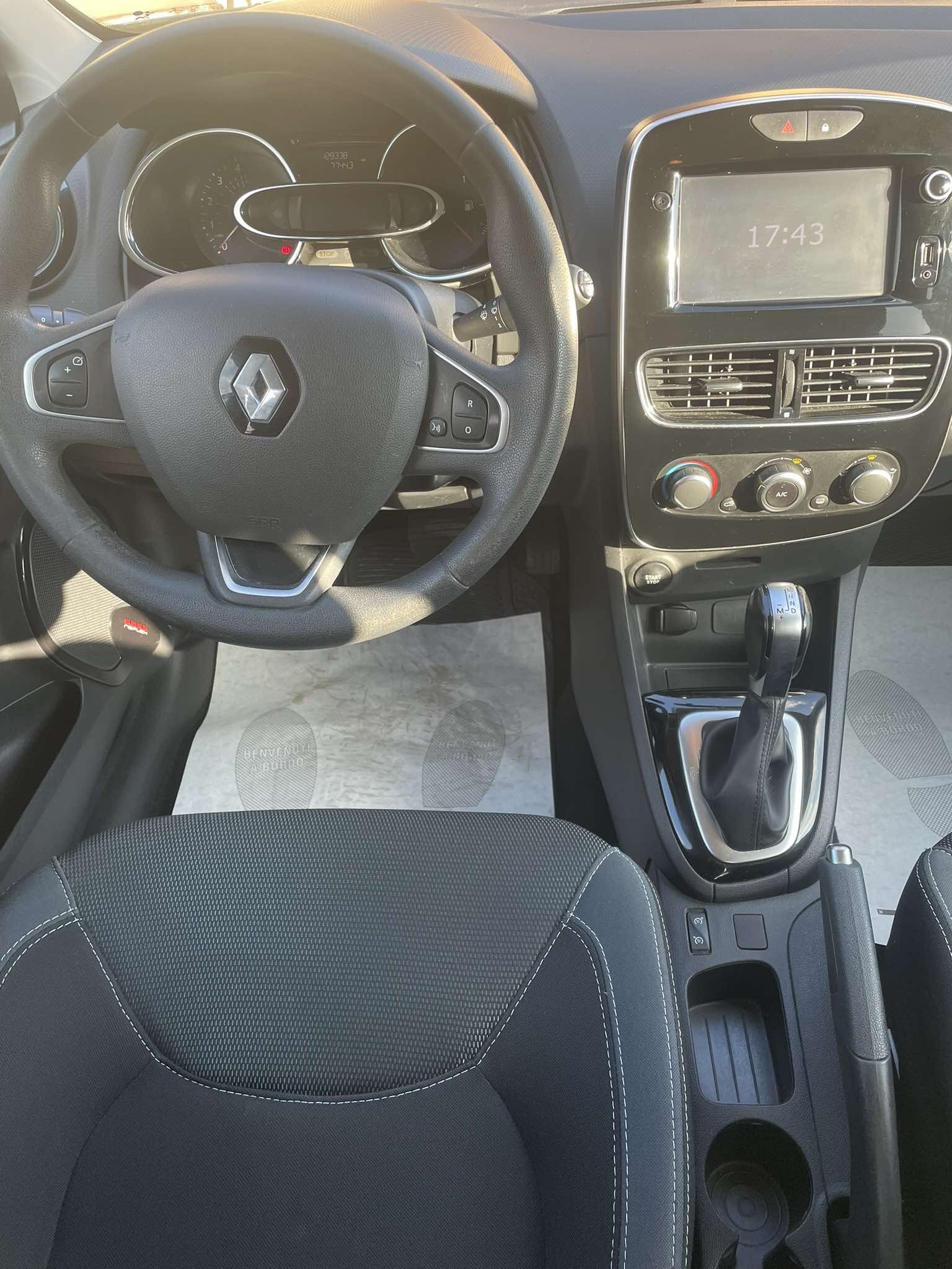 renault-clio-4°serie-edc-1.5dci-energyzen-90cv-euro6---2018---nero-(6).jpeg