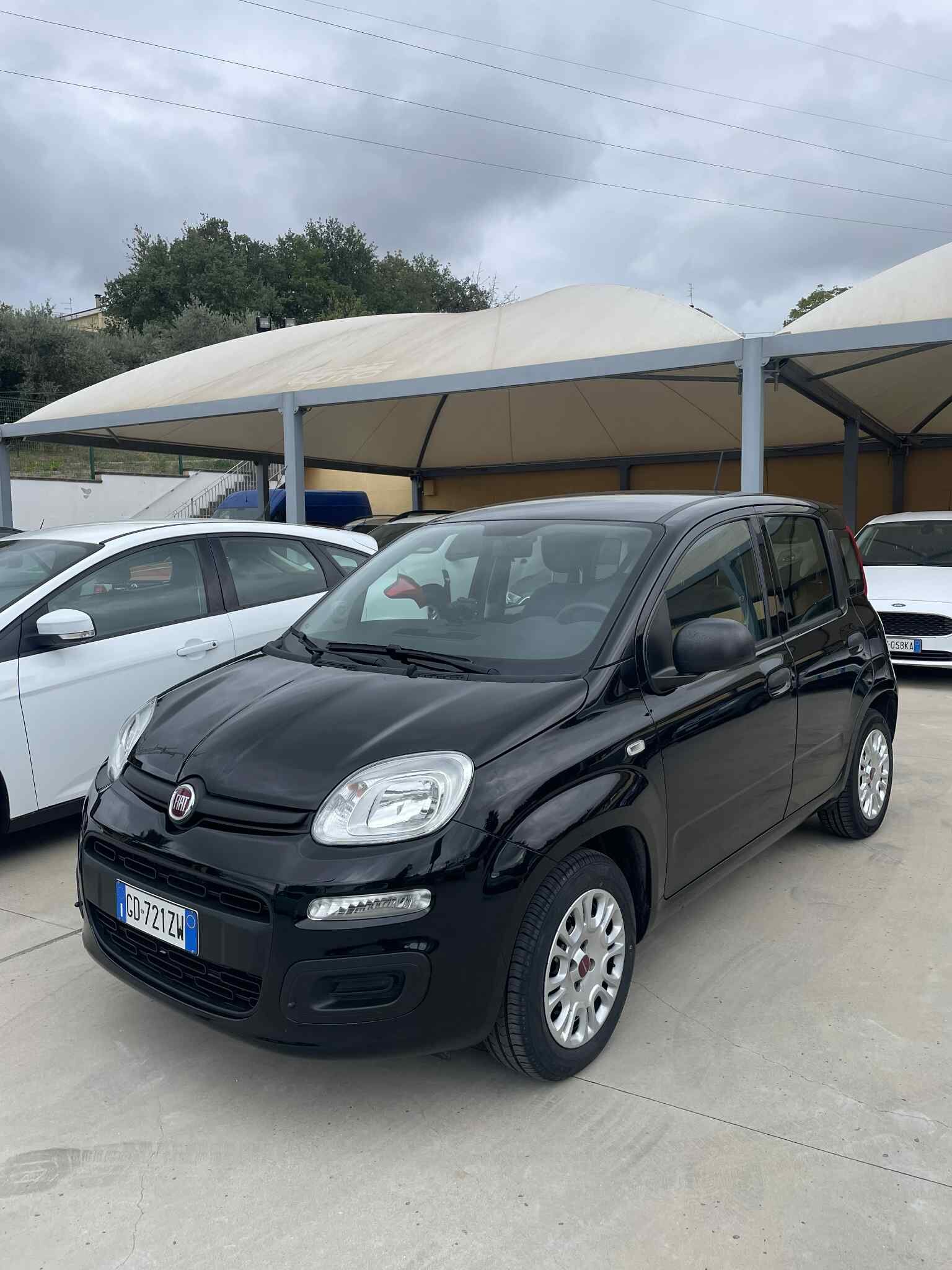 fiat-panda-3°serie-1.2benzina-easy-69cv-euro6---2021---nero-(2).jpeg