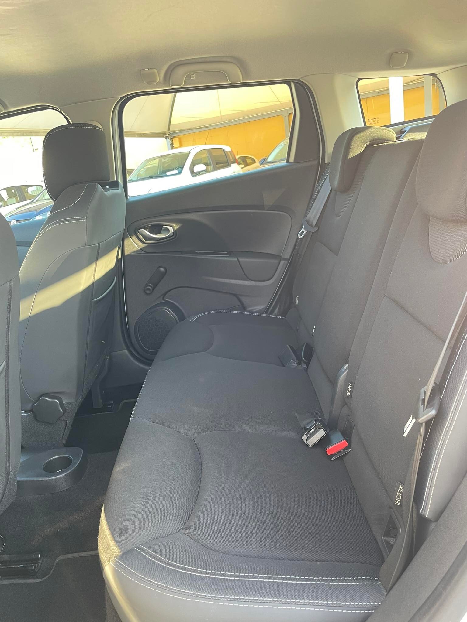 renault-clio-sw-4°-serie-1.5dci-business-75cv---euro6---2018---bianco-(9).jpeg