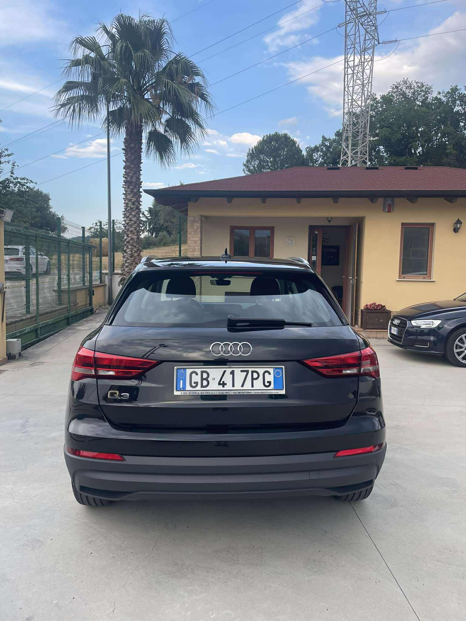 audi-q3-35-2.0tdi-s-tronic-business-sport-150cv-euro6---2020---nero-(4).jpeg