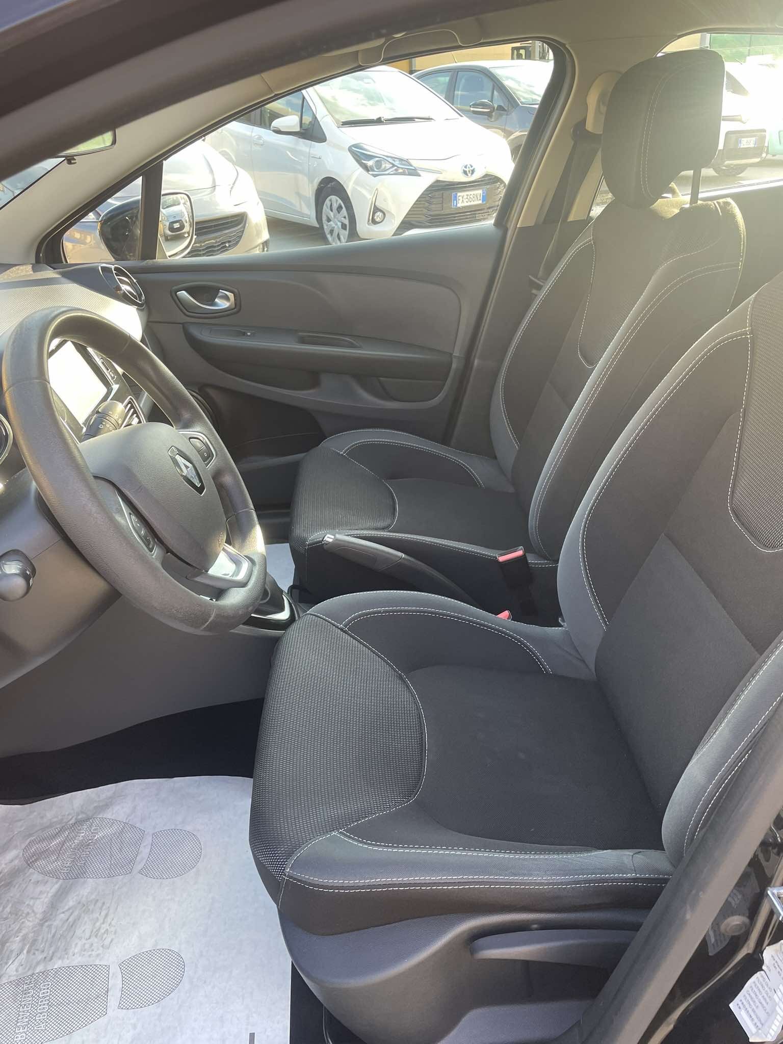 renault-clio-4°serie-edc-1.5dci-energyzen-90cv-euro6---2018---nero-(7).jpeg