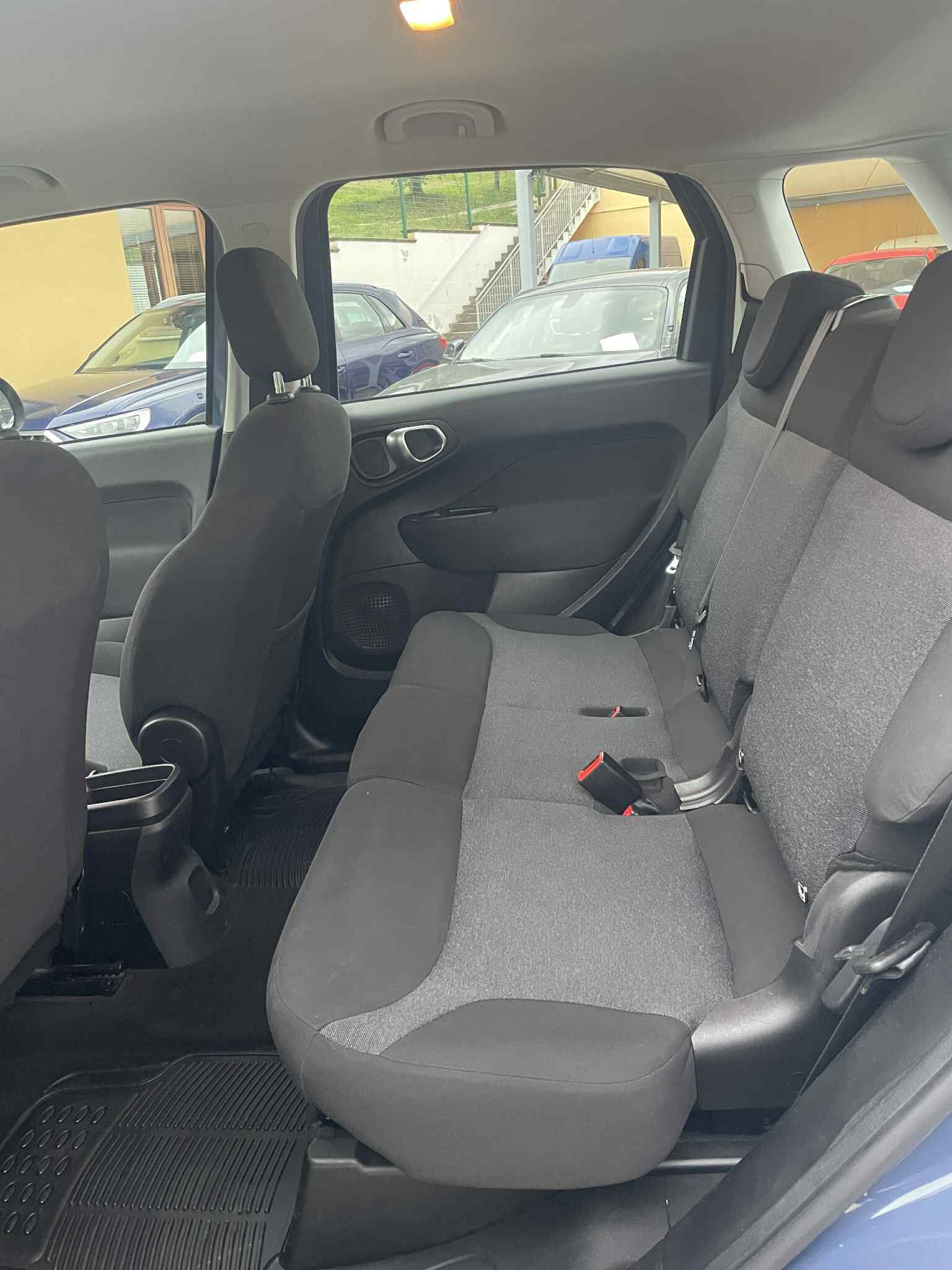 fiat-500l-1.3mjt-urban-95cv-euro6-2019-blu-(11).jpeg