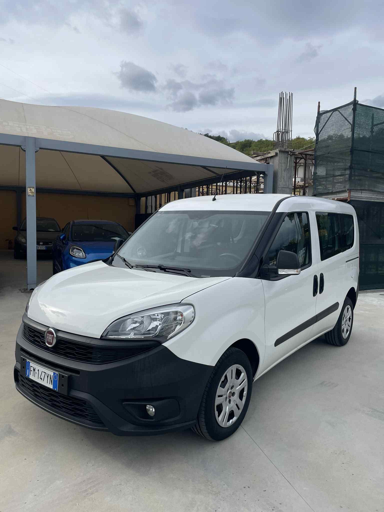 fiat-doblo-cargo-n1-1.3mjt-95cv-euro6---2018---bianco---autocarro-4-posti-(4).jpeg