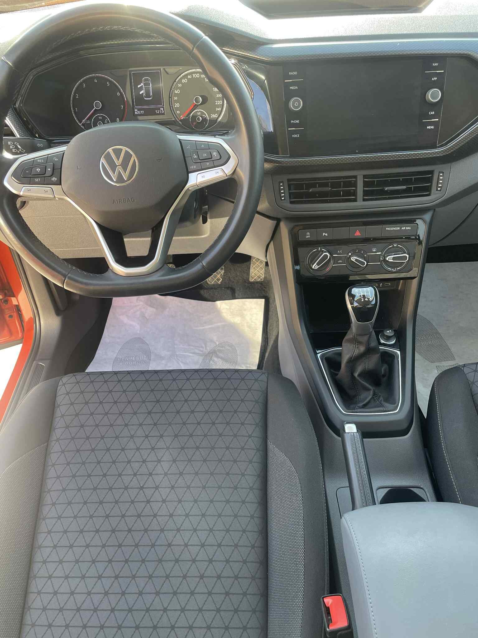 volkswagen-t-cross-1.0tsi-style-sport-110cv-euro6---2021---arancione-(7).jpeg