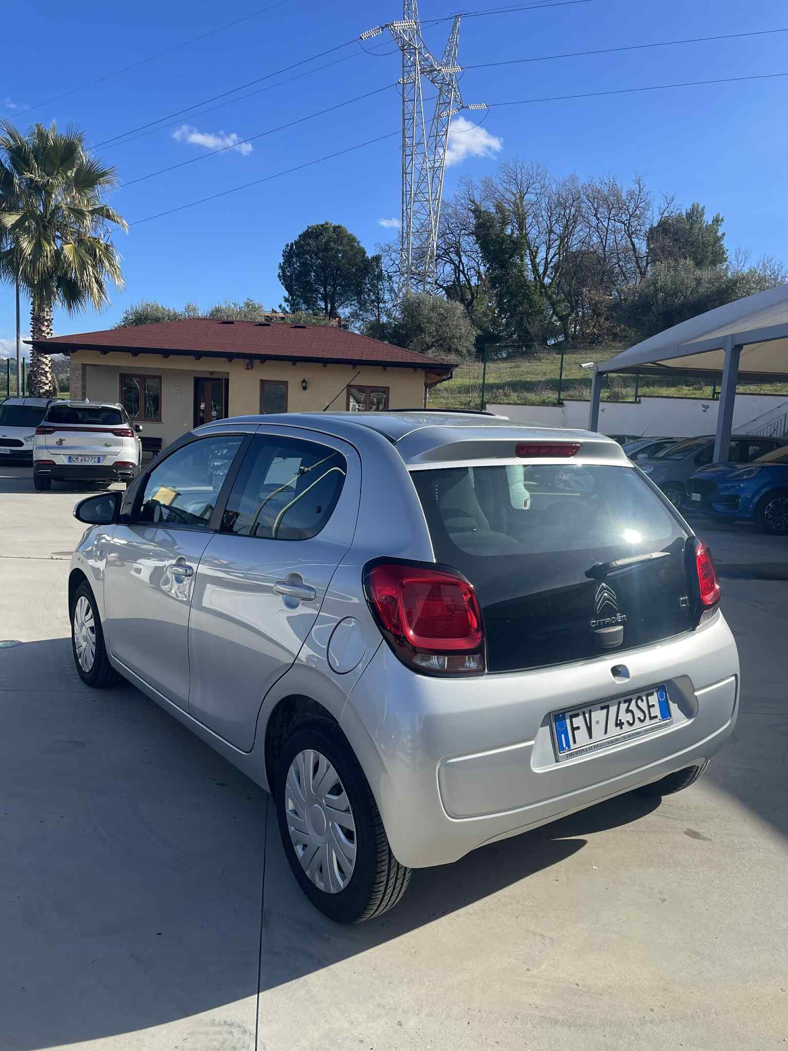 citroen-c1-1.0-benzina-72cv-5porte---euro6---2019---grigio-chiaro-(10).jpeg