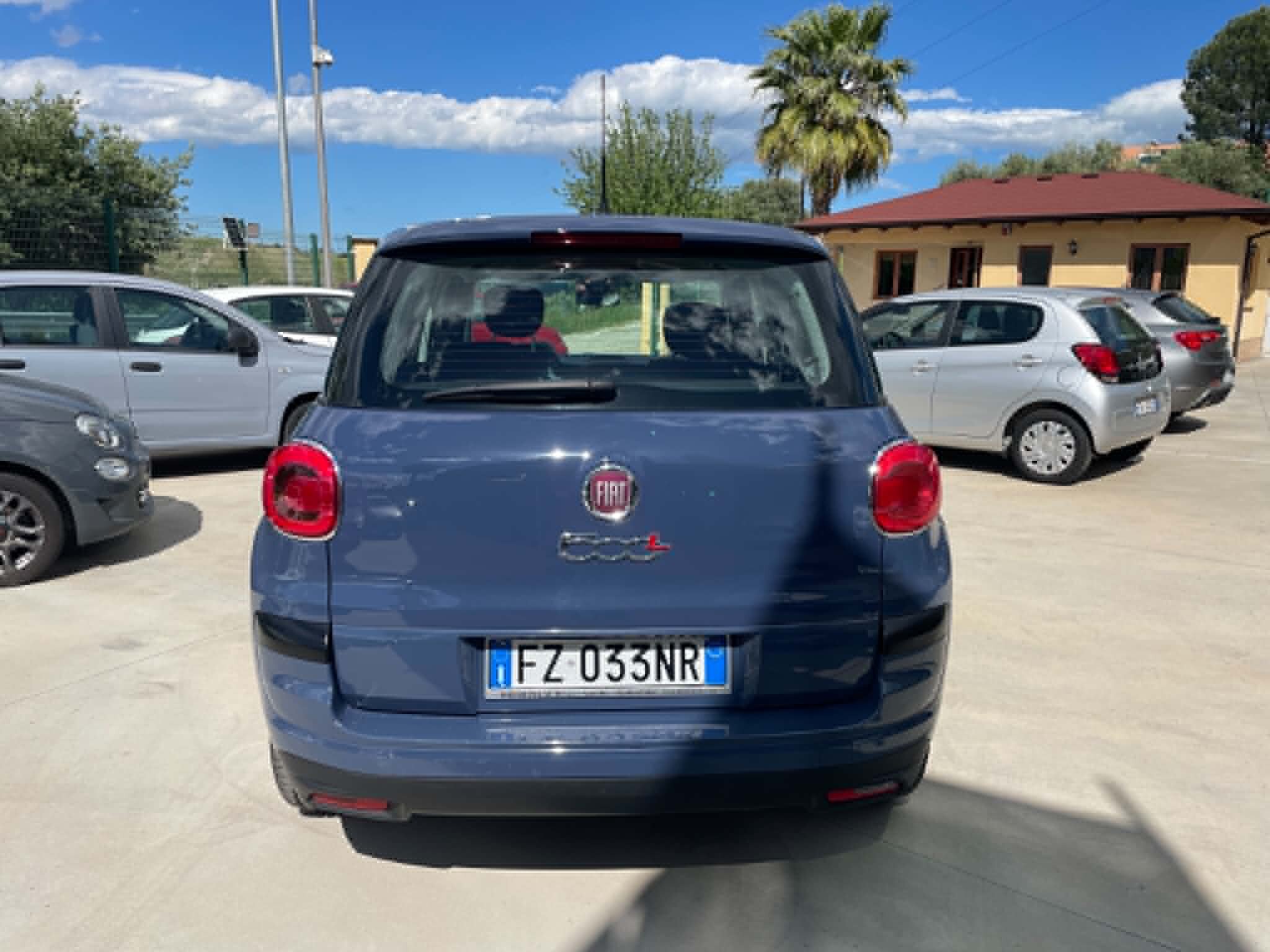 fiat-500l-1.3mjt-urban-95cv-euro6-2019-blu-(8).jpeg