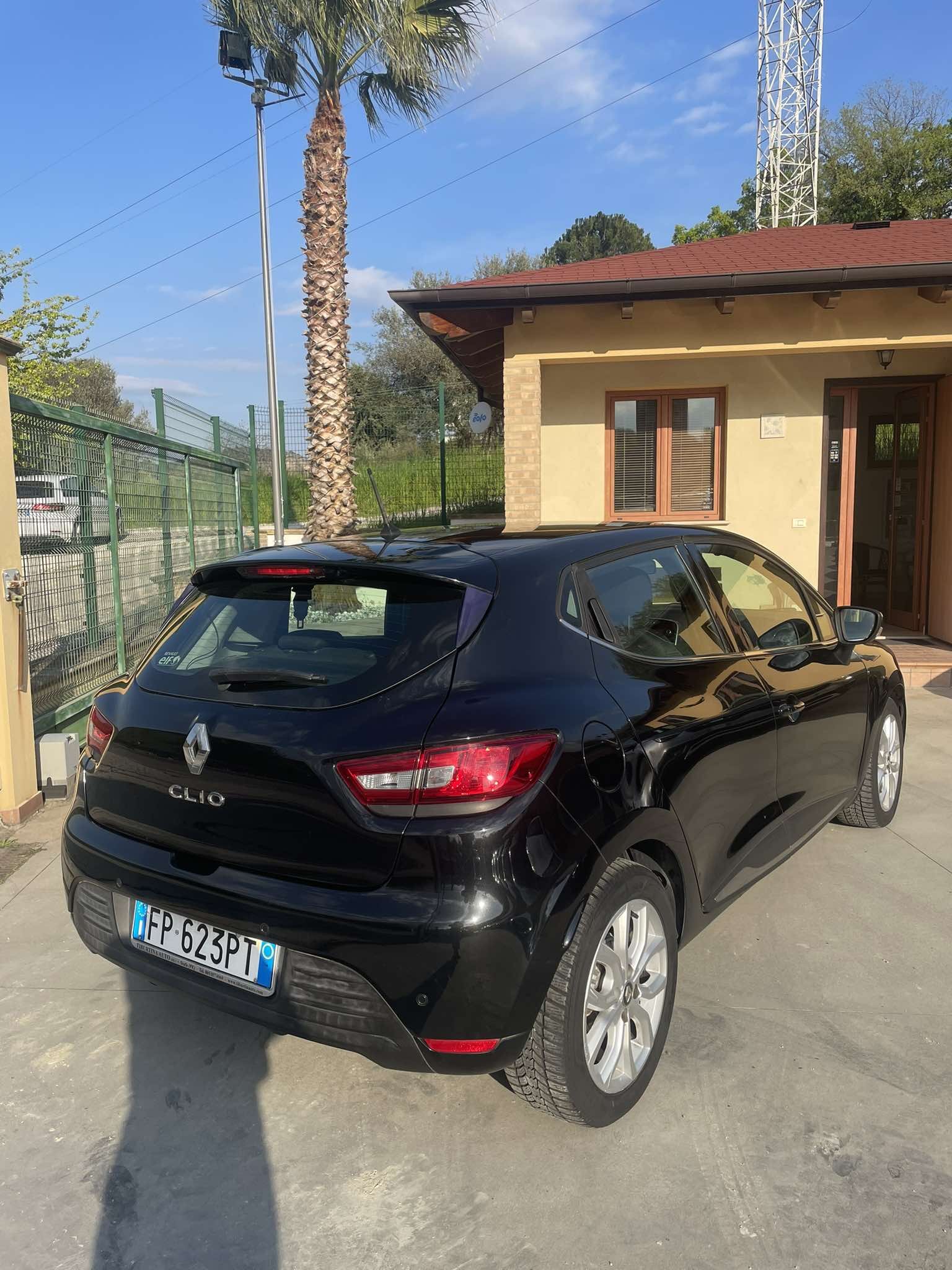 renault-clio-4°serie-edc-1.5dci-energyzen-90cv-euro6---2018---nero-(9).jpeg