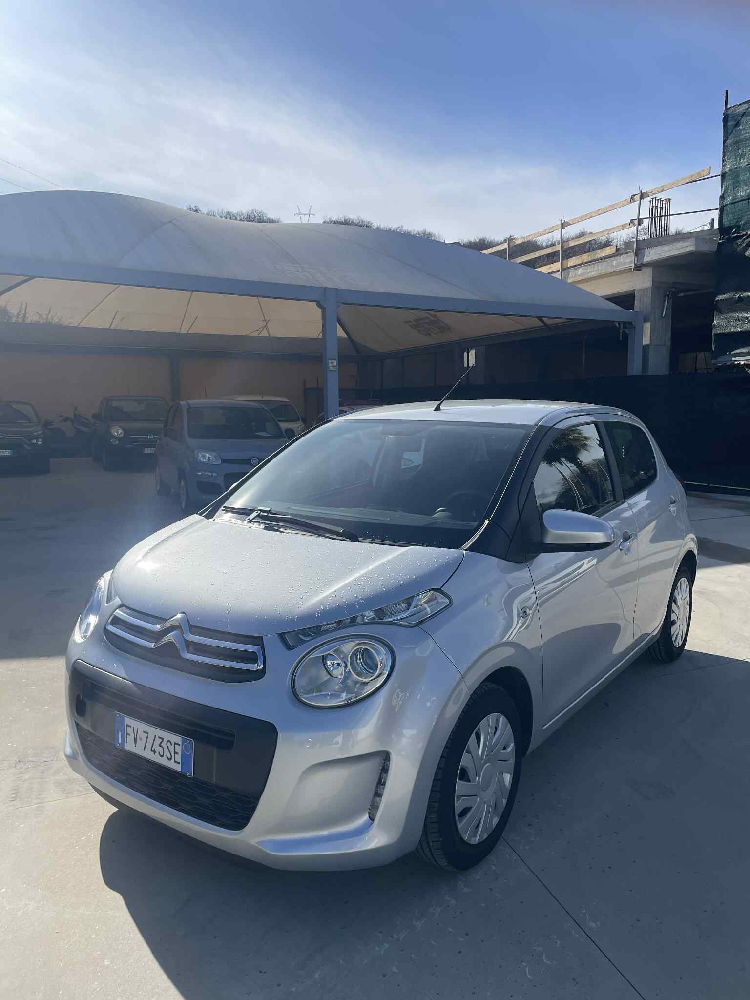 citroen-c1-1.0-benzina-72cv-5porte---euro6---2019---grigio-chiaro-(8).jpeg
