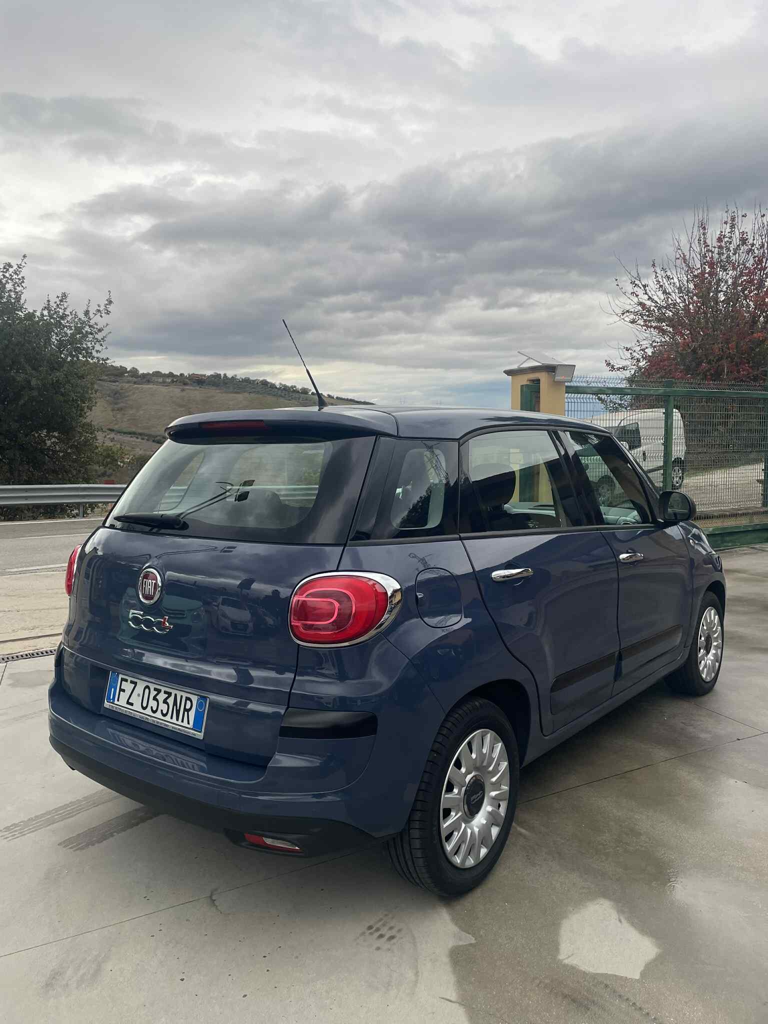 fiat-500l-1.3mjt-urban-95cv-euro6---2019---blu--(2).jpeg